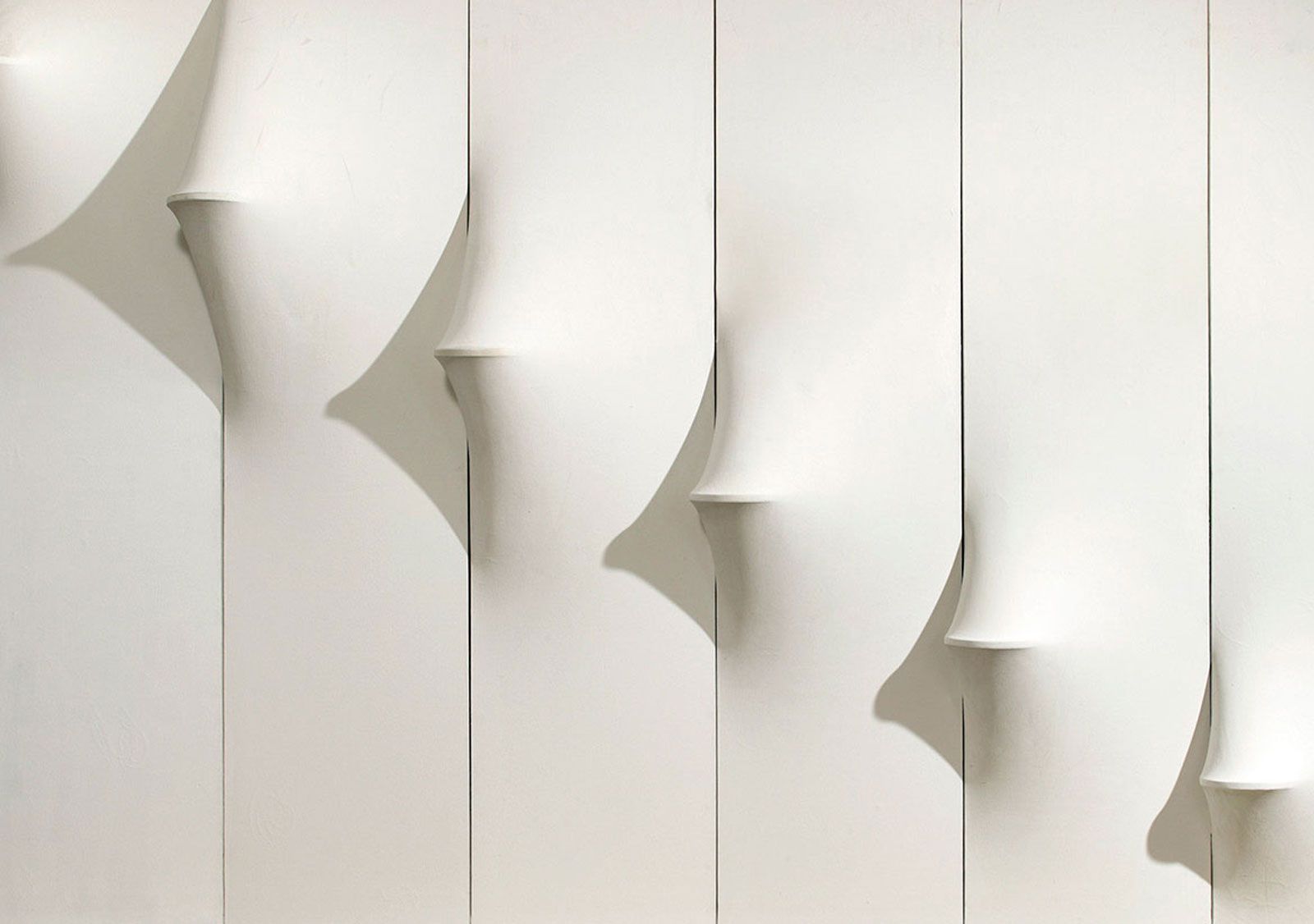 Agostino Bonalumi: Expansion and Distortion
