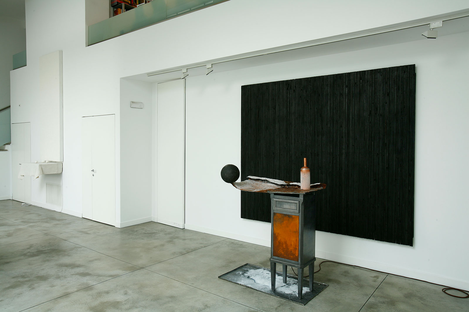 Pier Paolo Calzolari - Cardi Gallery Milan 2006 - Installation views