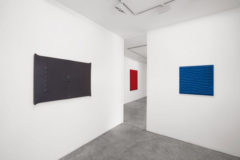 Enrico Castellani - Cardi Gallery Milan