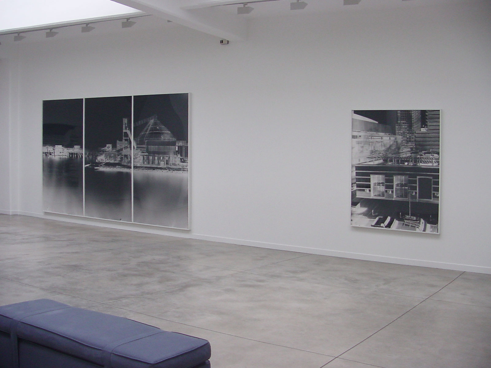 Vera Lutter - Cardi Gallery Milan 2007 - Installation views