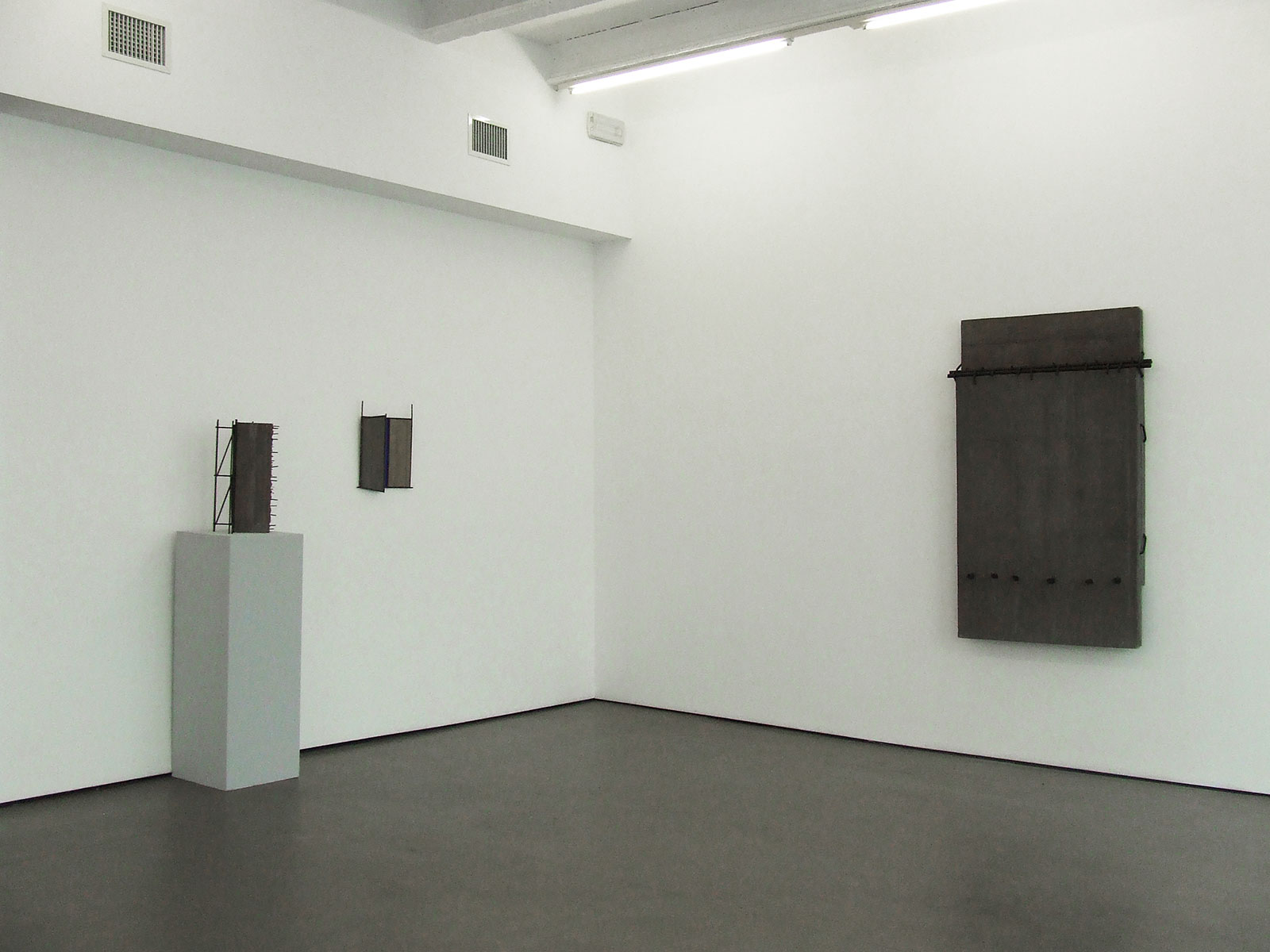 Giuseppe Uncini - Cardi Gallery Pietrasanta 2013 - Installation views