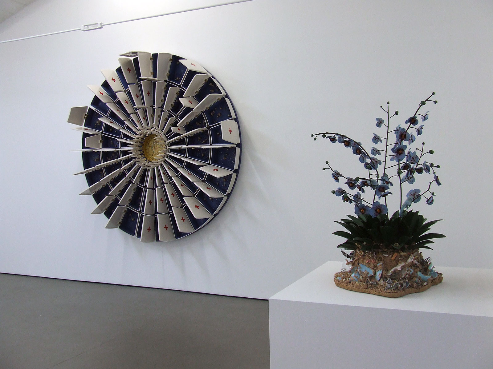 Bertozzi & Casoni - Cardi Gallery Pietrasanta 2013 - Installation views