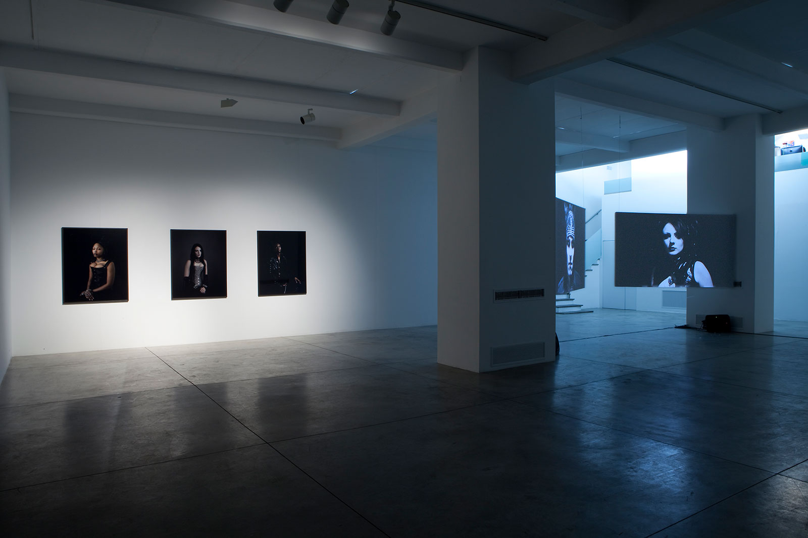 Lina Bertucci - Cardi Gallery Milan 2011 - Installation views