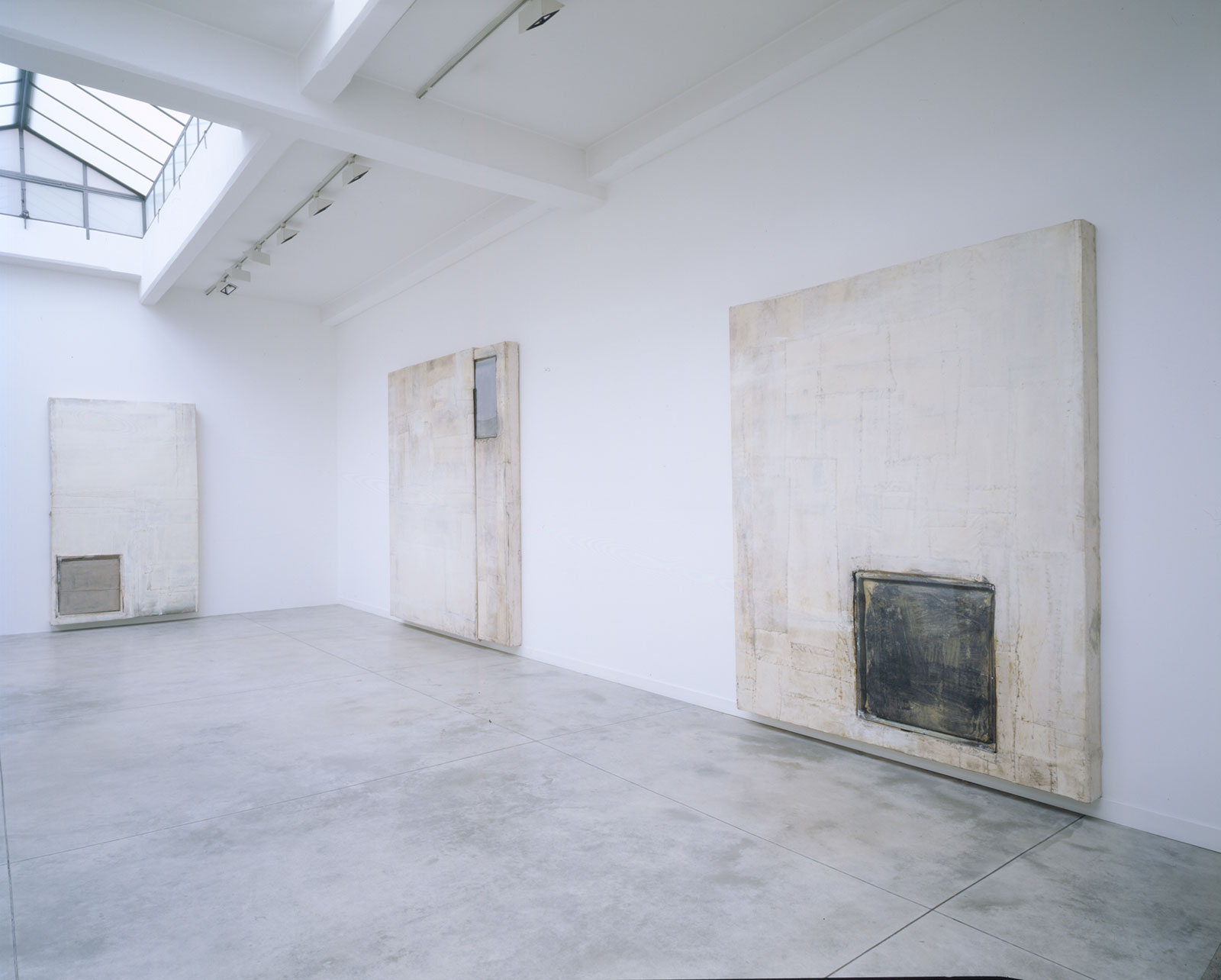 Lawrence Carroll - Cardi Gallery Milan 2007 - Installation views